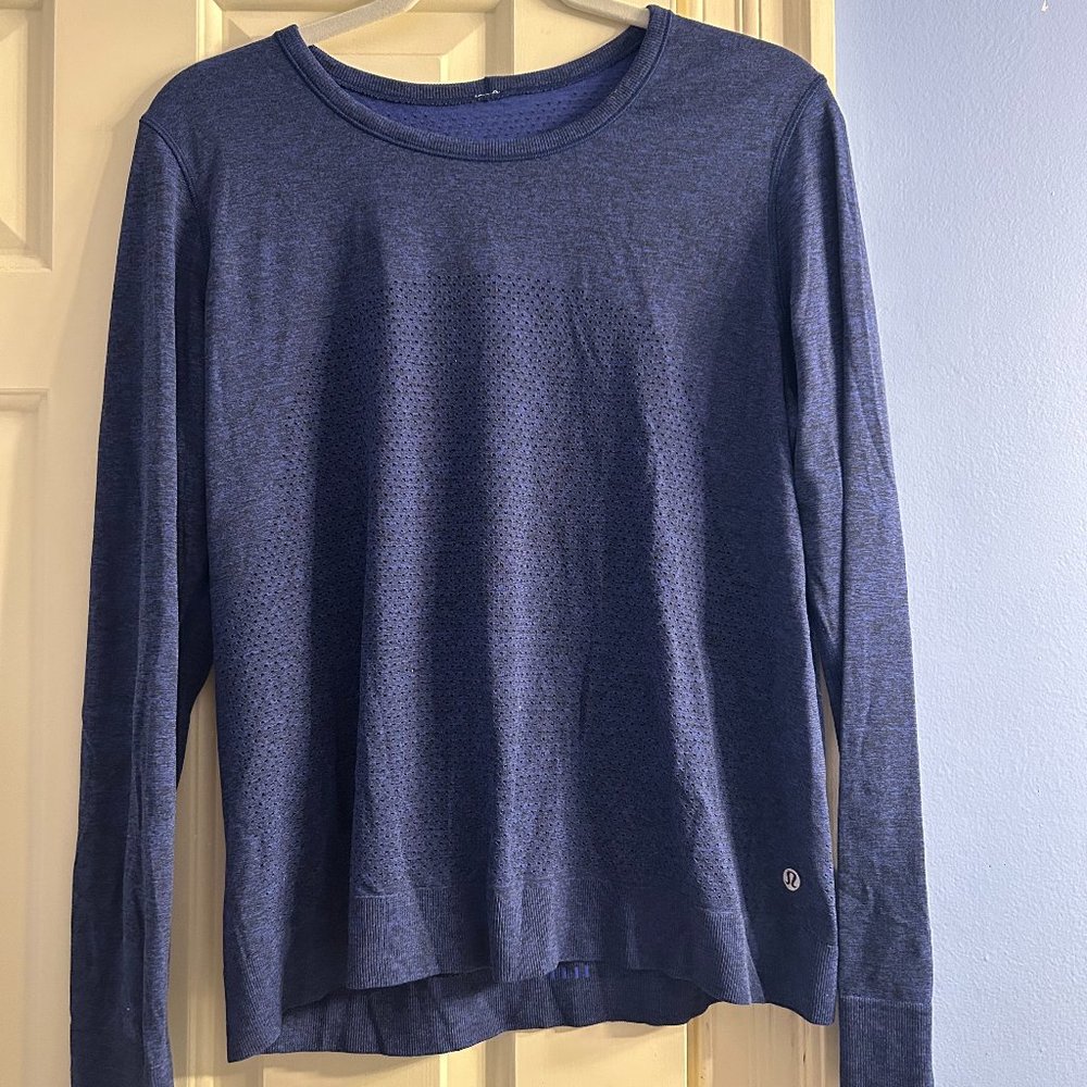 Lululemon Relaxed Fit Long Sleeve Top - Picture 1 of 2